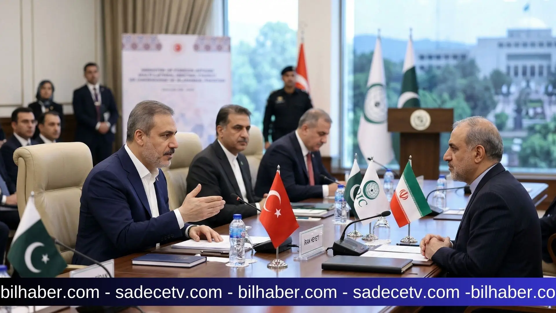 Hakan Fidan Pakistan’ta İran Toplantısında Diplomasi Yürüyor