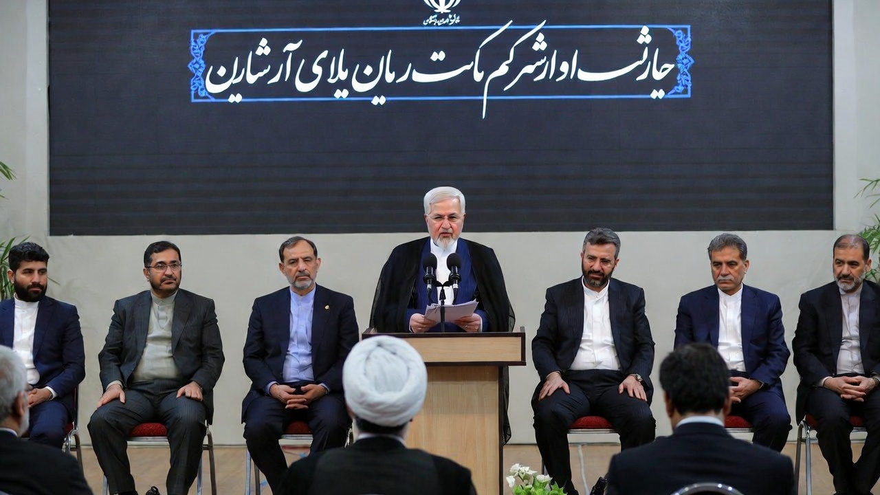 İran Yeni Ruhani Liderini Seçti İsim Açıklanmayı Bekliyor