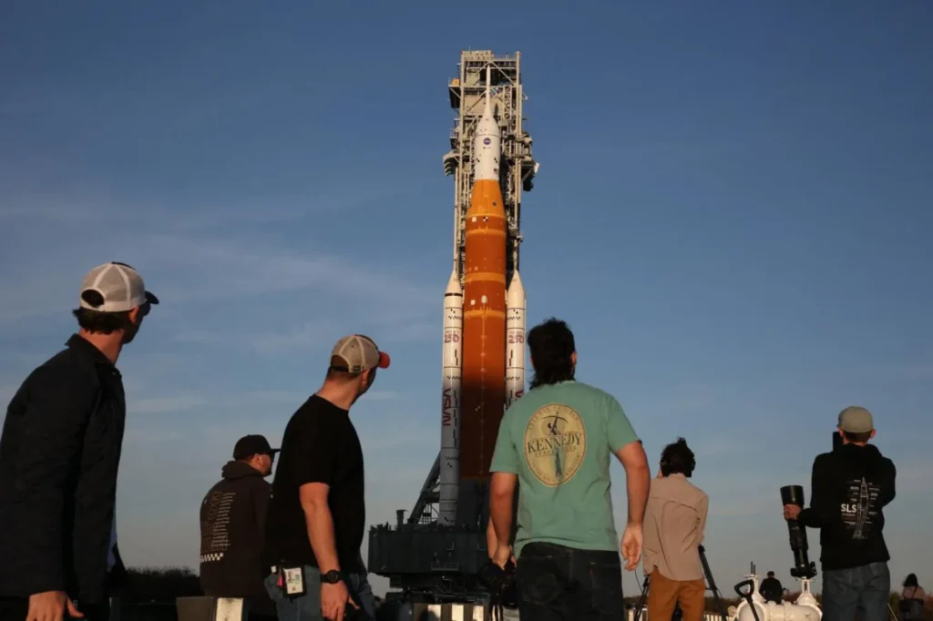 NASA Ay Görevlerinde Sürpriz Revizyon