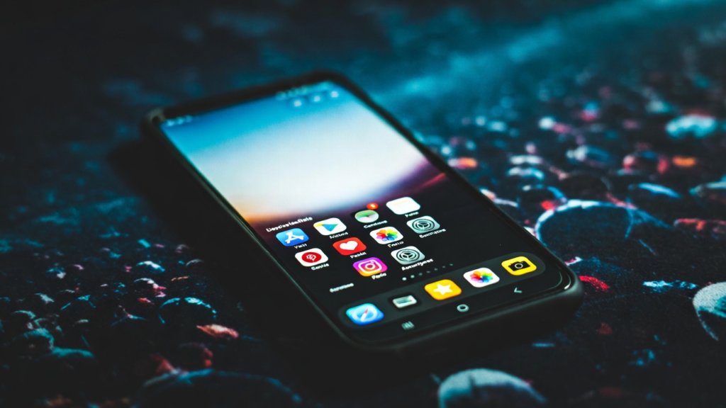 Çocukları sanal tehditlerden koruma