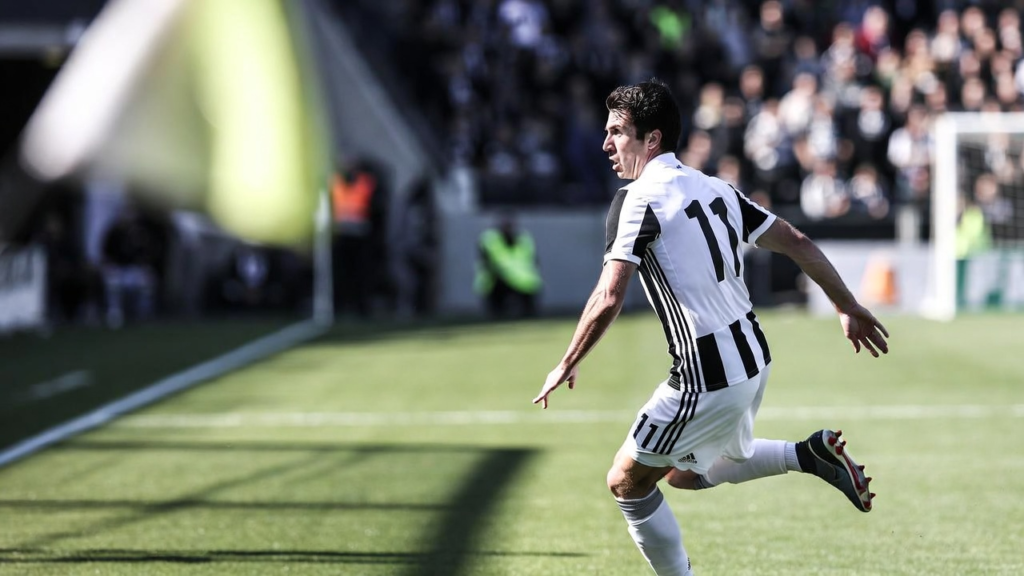 Yeşil sahalarda görenleri şaşkına çeviren karar