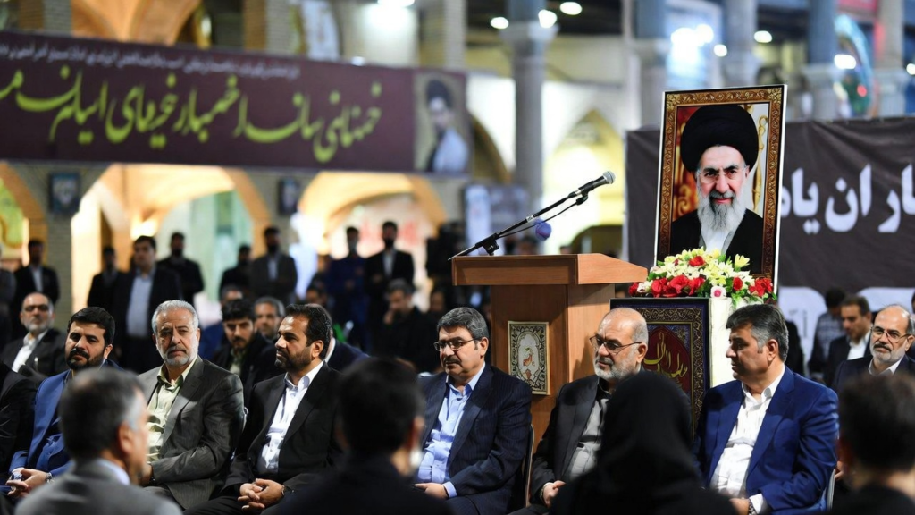 İran'da Liderlik Geçişi