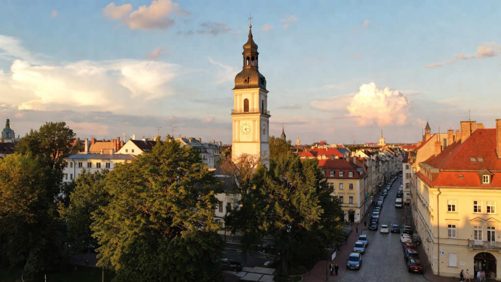 Avrupa'da En Yüksek Ortalama Maaş Veren Ülke